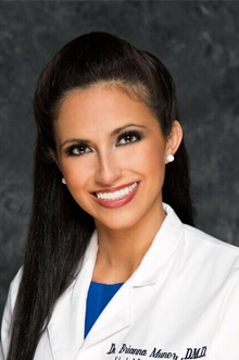 Dr. Brianna Muñoz